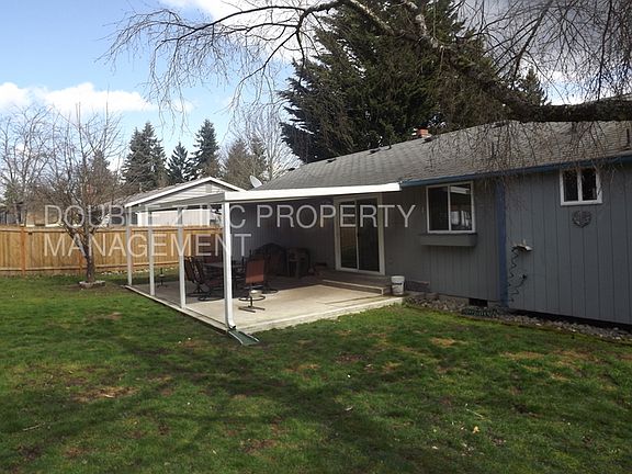 4th image of 17010 5th Ave E