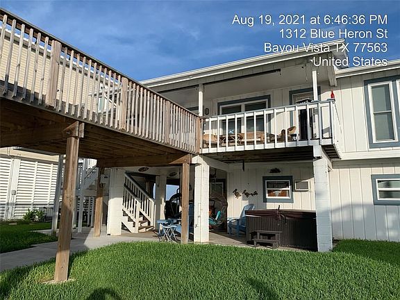 2nd image of 1312 Blue Heron St