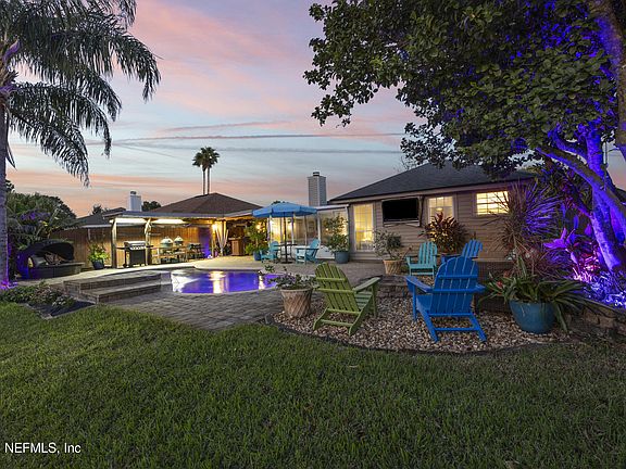 2nd image of 2444 TWIN SPRINGS Drive