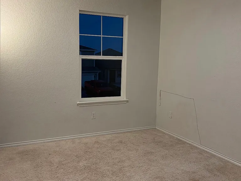 10310 Glimmer — Photo 7