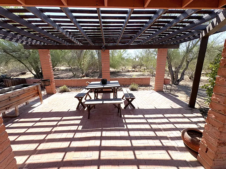 7000 N Penny Pl — Photo 44