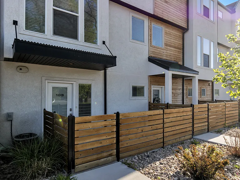 Spring Run Townhomes — Photo 10