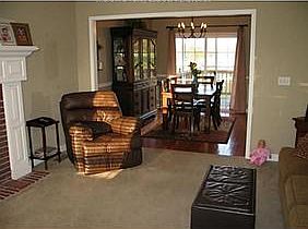 4th image of 55 Clyde Dr