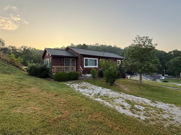 2550 Greenhills Rd