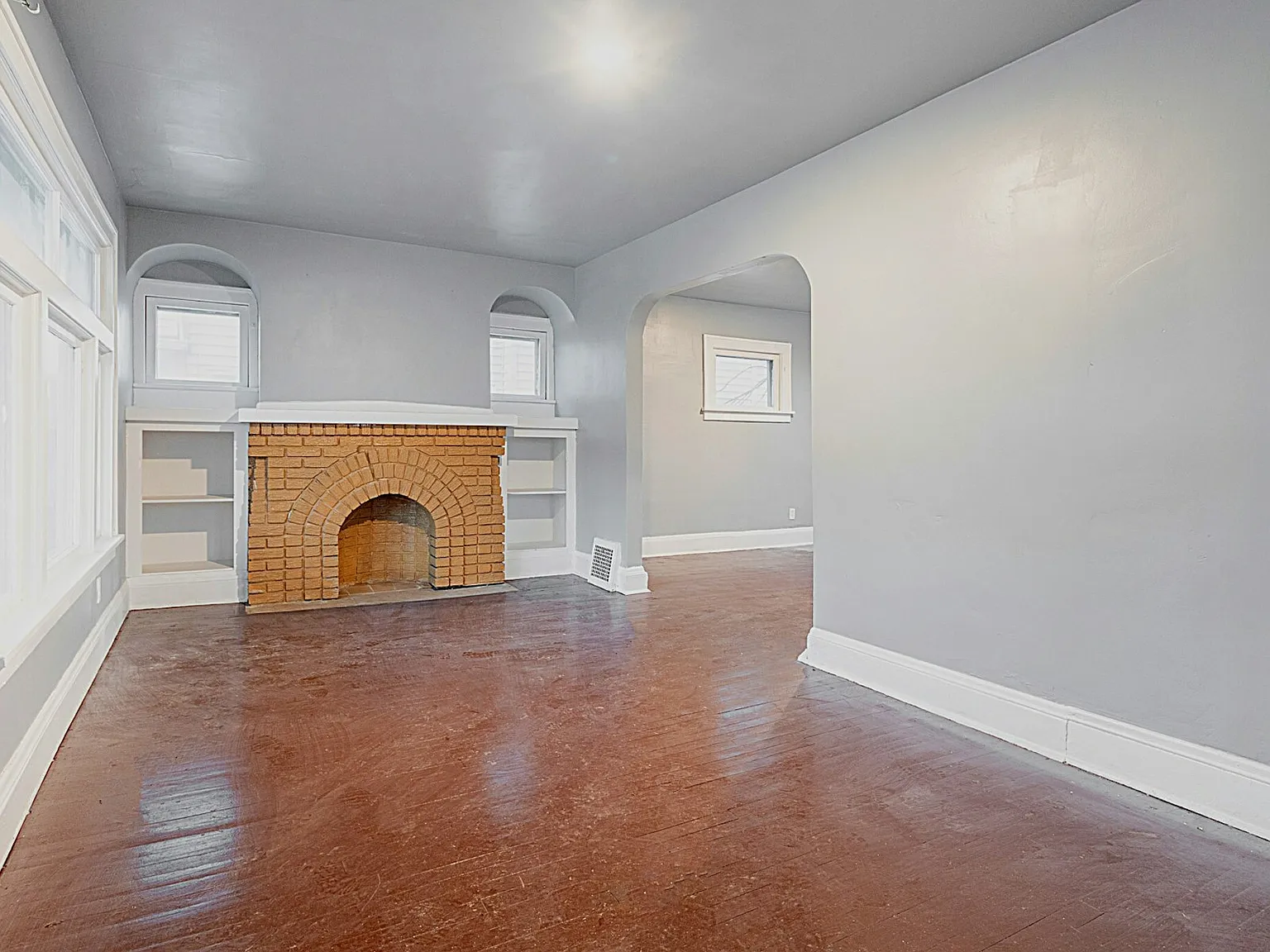 11009 Greenwich Avenue — Photo 3