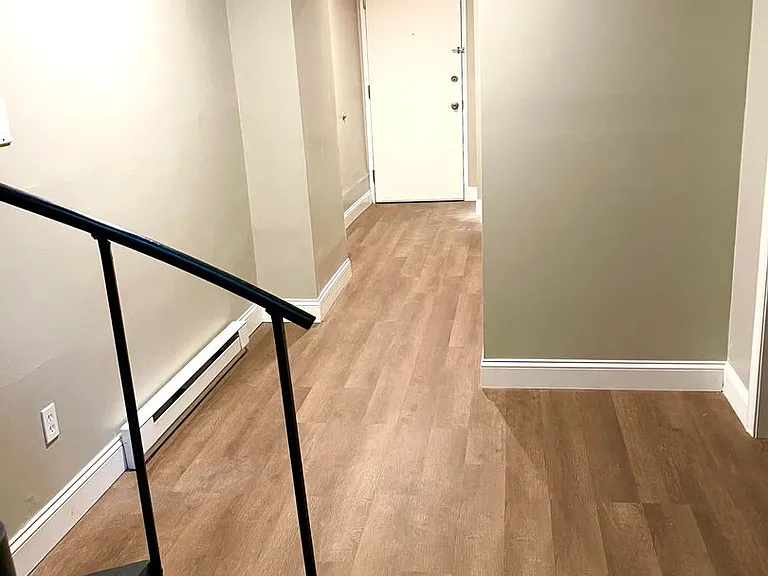 110 Railroad Ave — Photo 13