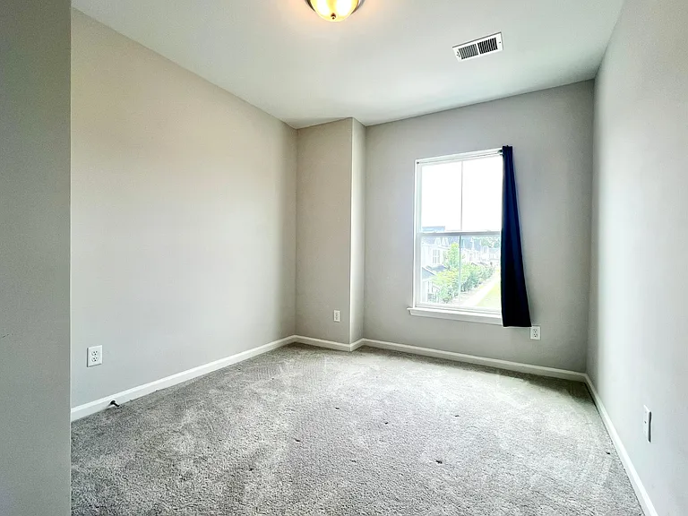 234 Swallowtail Ln — Photo 9