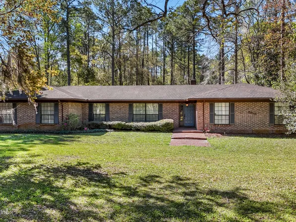 8810 DENNY Road, Jacksonville, FL 32220