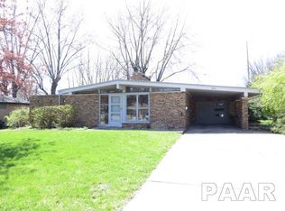 800 Sunset Rd, Morton, IL 61550