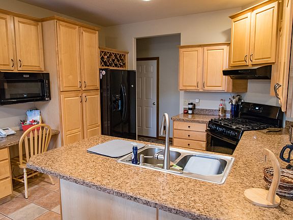 5th image of 2160 Redwood Pl