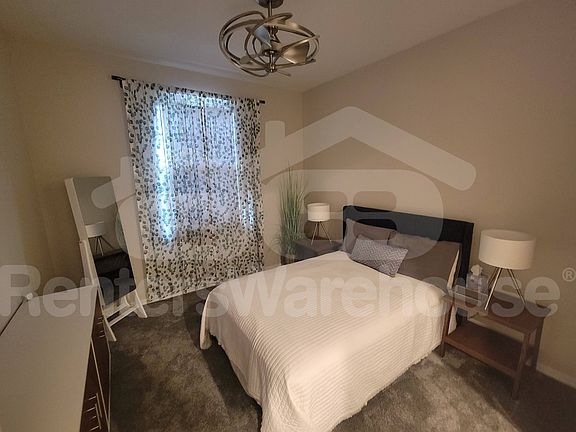 4th image of 10825 W San Juan Ave