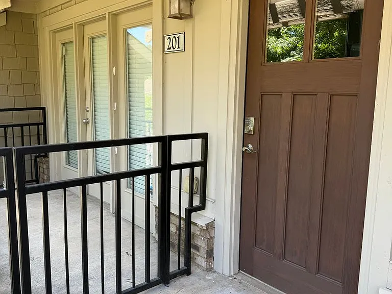 3950 Cherokee Woods Way #201 — Photo 1