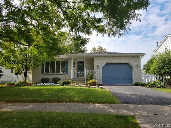 232 Hillpine Rd, Cheektowaga, NY 14227