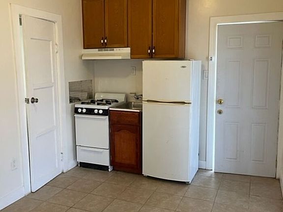 4th image of 4563 West St #M-4-14