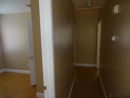 4th image of 4614 Little Wren Ln