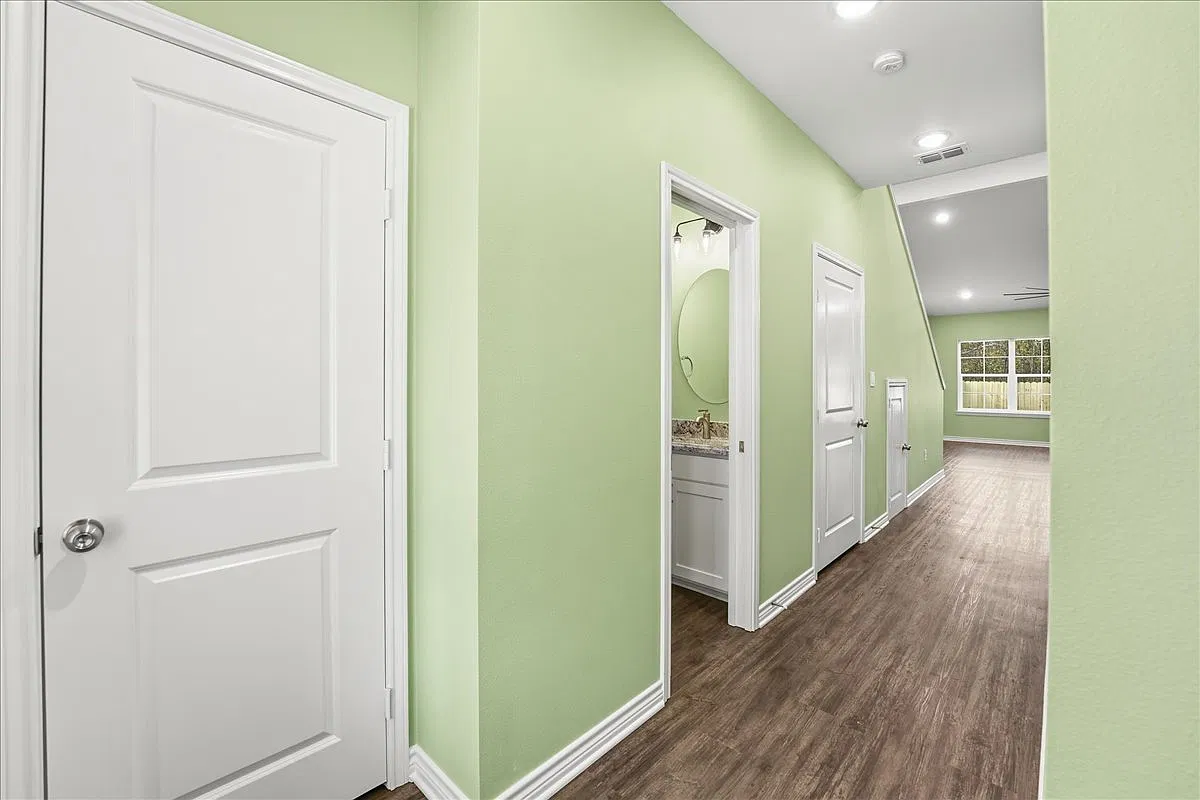 3 bed, 2.5 bath, 1488 sqft, $1,750 — Photo 4