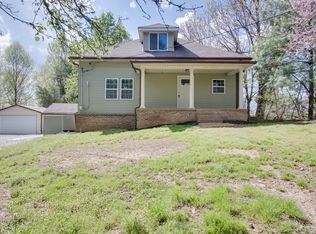 862 Cookeville Hwy, Chestnut Mound, TN 38552