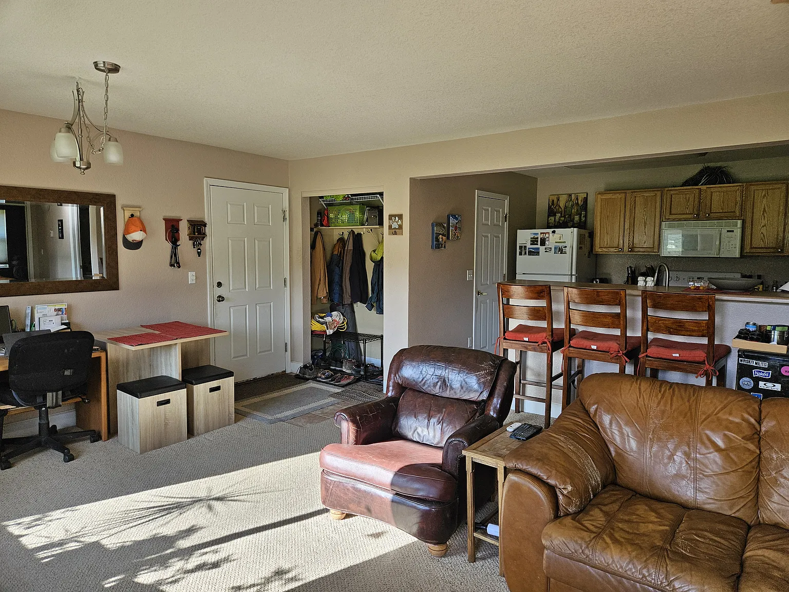 2 bed, 828 sqft, $2,800 — Photo 3