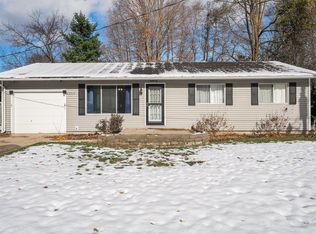 22214 Christiana St, Edwardsburg, MI 49112
