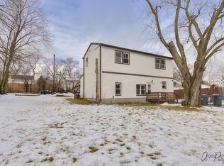 37910 N Harper Rd, Beach Park, IL 60087