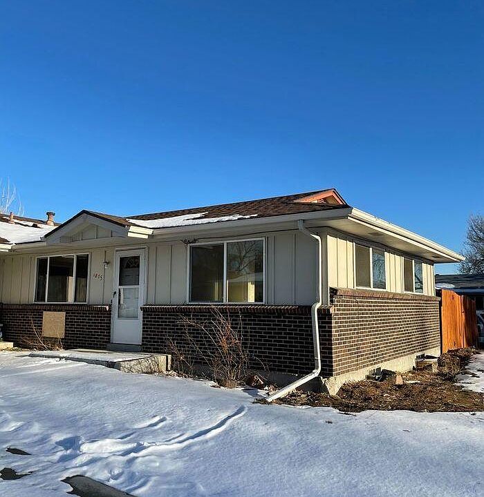 2nd image of 1875 Nueva Vista Dr