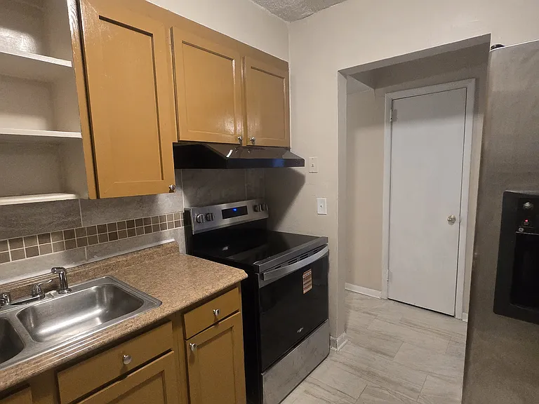 1739 Melson Ave — Photo 24