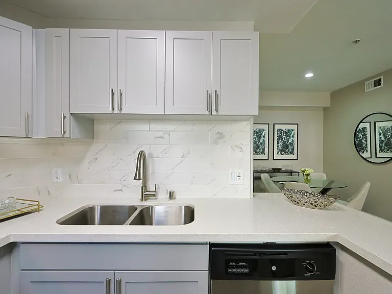Allure at Camarillo — Photo 4