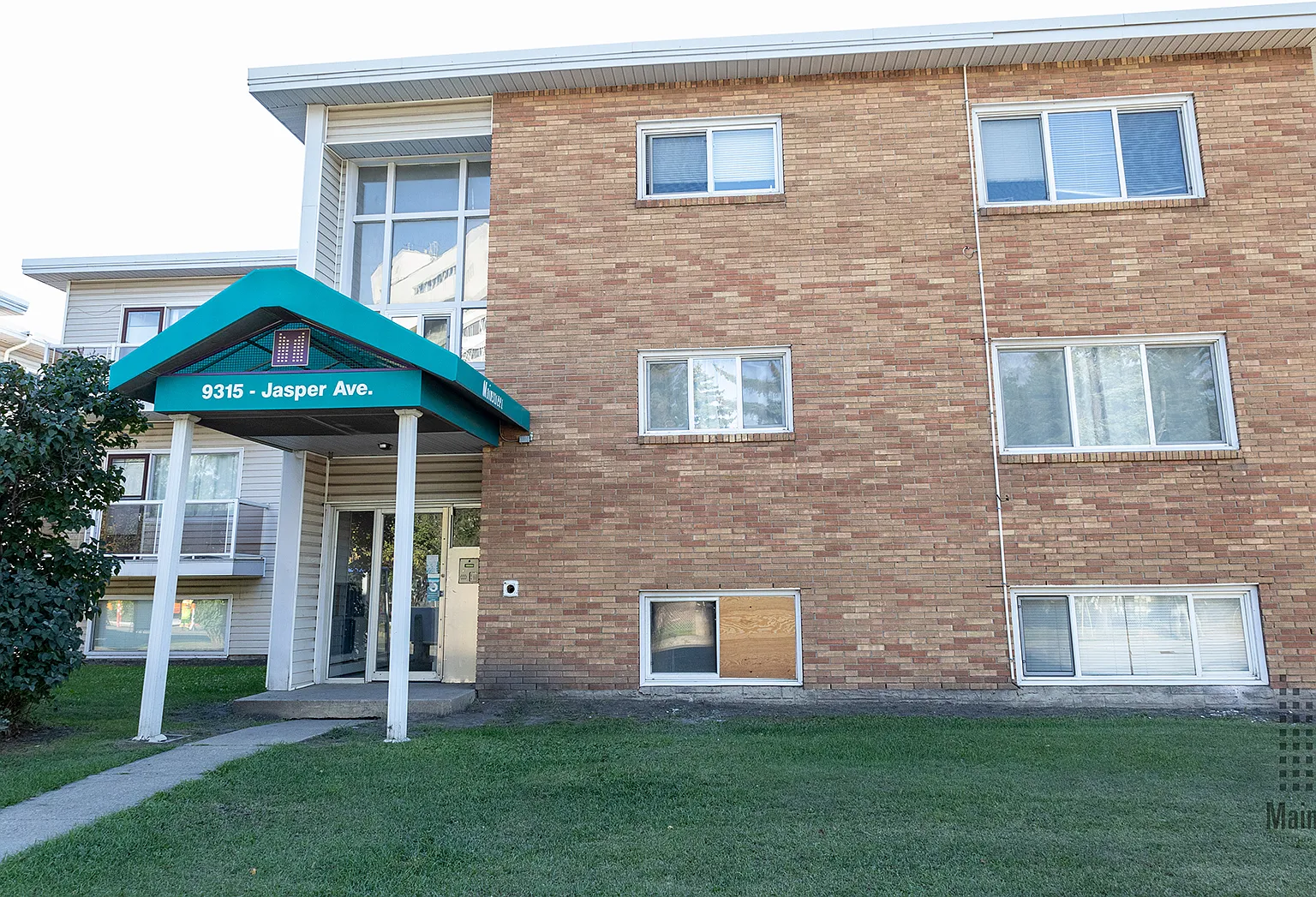Riverside Estates — Photo 1