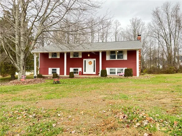 2755 N Lawndale Pl, Zanesville, OH 43701