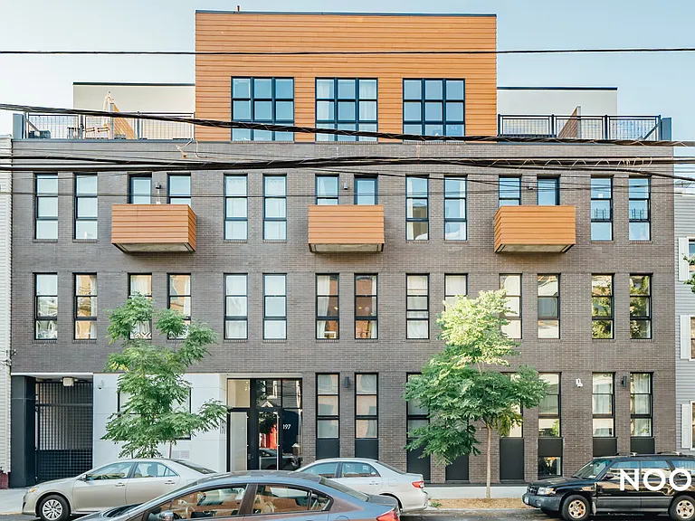 197 Freeman St #2D — Photo 11