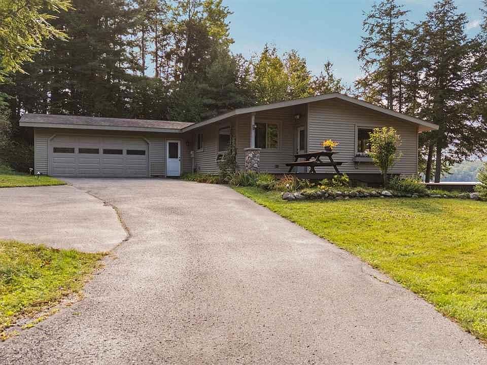 1st image of 6024 Lake Grove Rd
