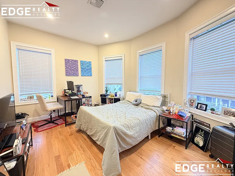35 Winship St #2 — Photo 12