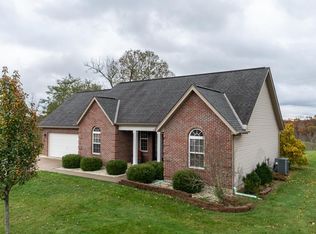 460 Claiborne Dr, Dry Ridge, KY 41035