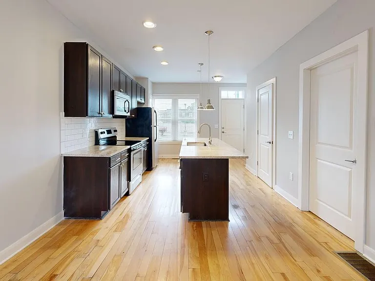Grant-Commons-2-Bed-Townhomes-Kitchen 1 Grant-Commons-2-Bed-Townhomes-Kitchen 1