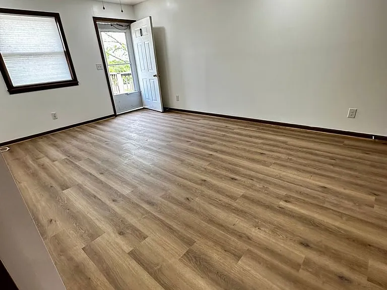 1058 Morningside Dr — Photo 21