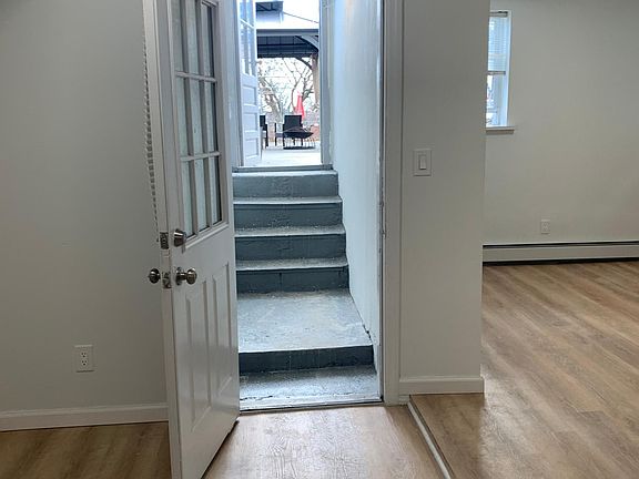 3rd image of 263 Kimball Ave