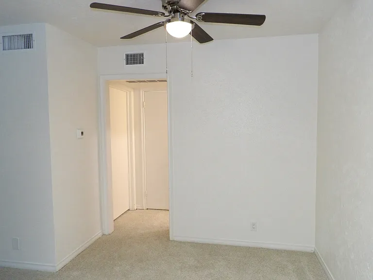 4405 McKinney Ave #201 — Photo 5