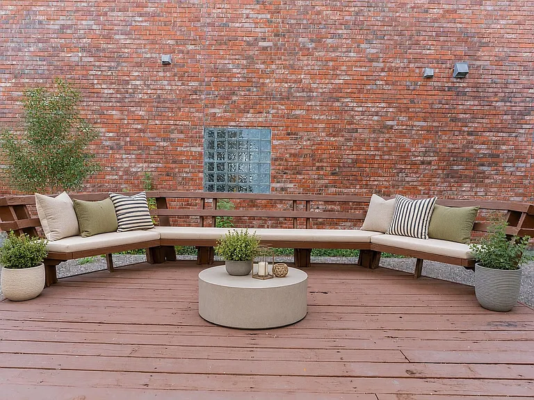669 Nottingham Dr — Photo 29