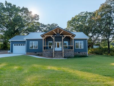 1166 Dugout Rd, Summertown, TN, 38483
