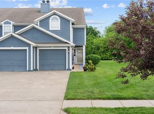 5573 NW Moonlight Meadow Dr, Lees Summit, MO 64064