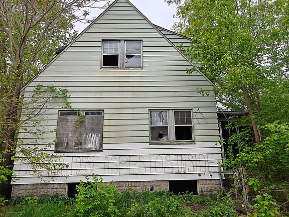 2nd image of 3520 Van Buren St