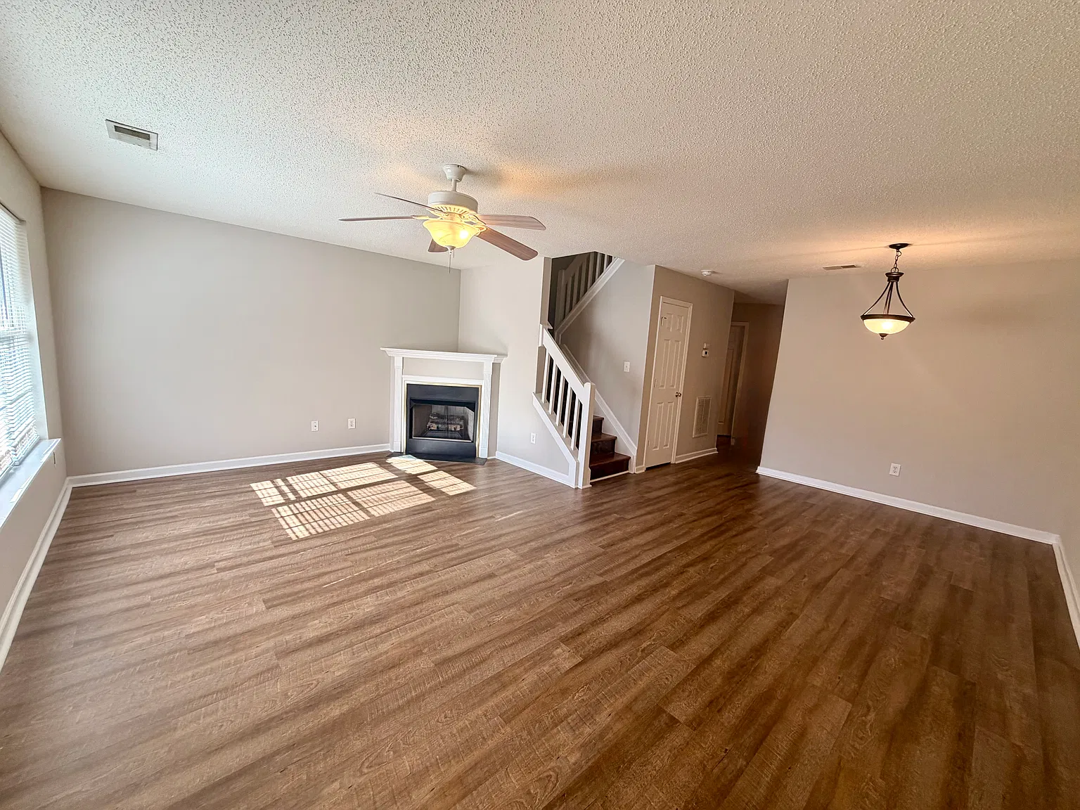 University Area Townhome — Photo 2