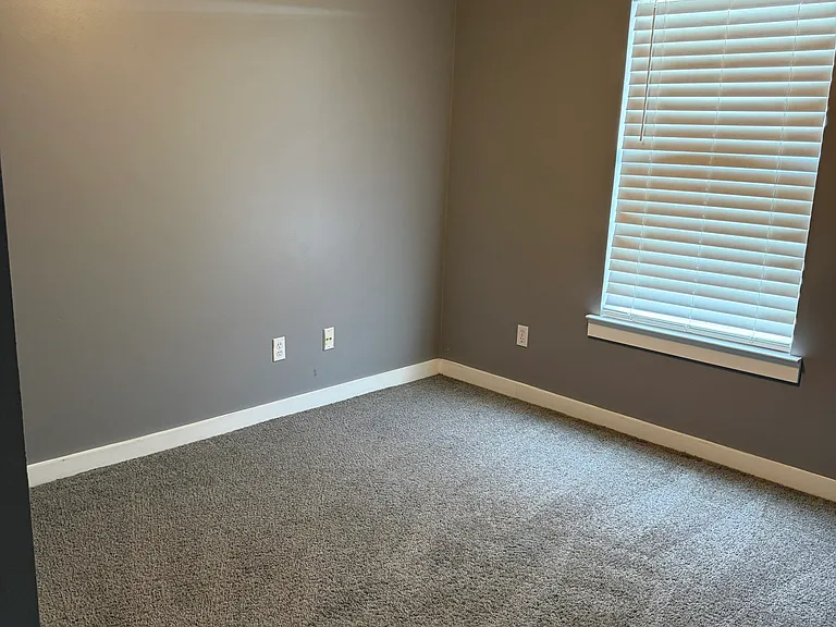 57400 Oak Ave — Photo 12