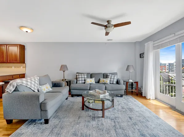 102-20 Rockaway Beach Boulevard image 17 of 32