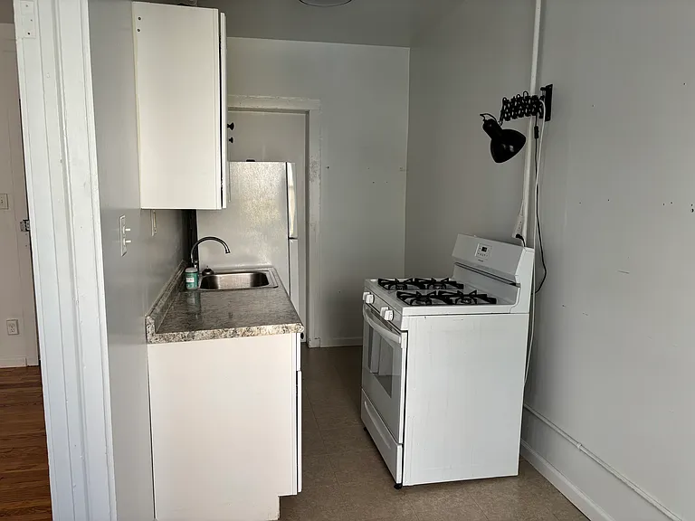 2032 N Milwaukee Ave #209 — Photo 2