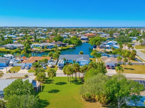 6225 Flamingo Dr #38, Apollo Beach, FL 33572