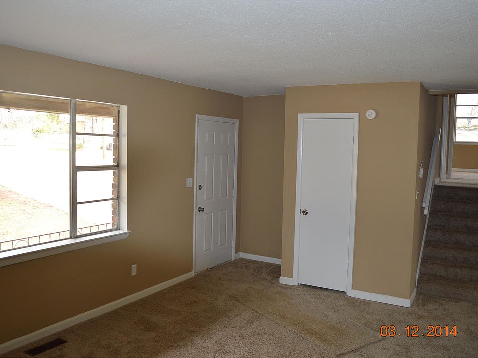 2nd image of 245 13th Ave NE