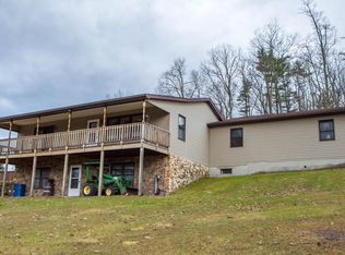 286 Hemlock Ln, Cogan Station, PA 17728