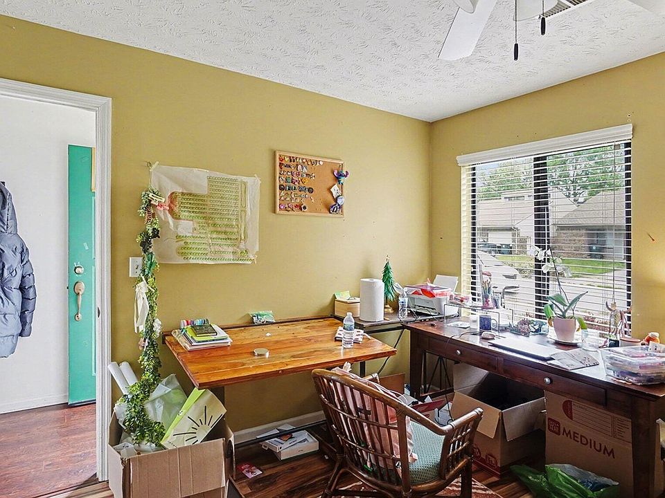 2nd image of 1737 Prairie Cir