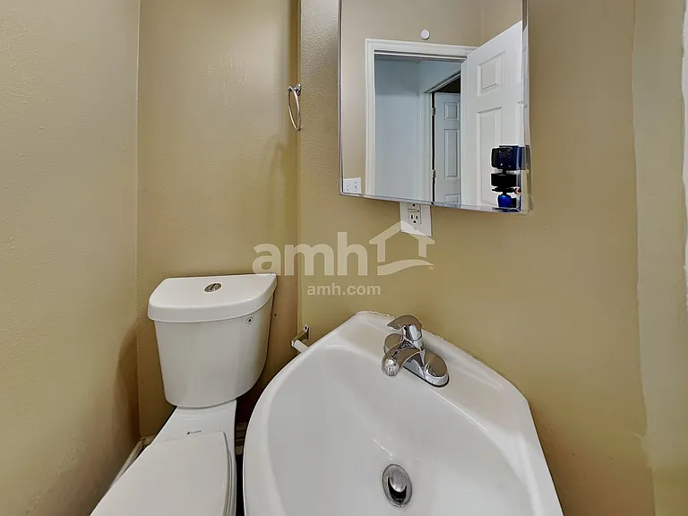 1251 S 820 W — Photo 19